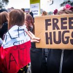 free hugs ies